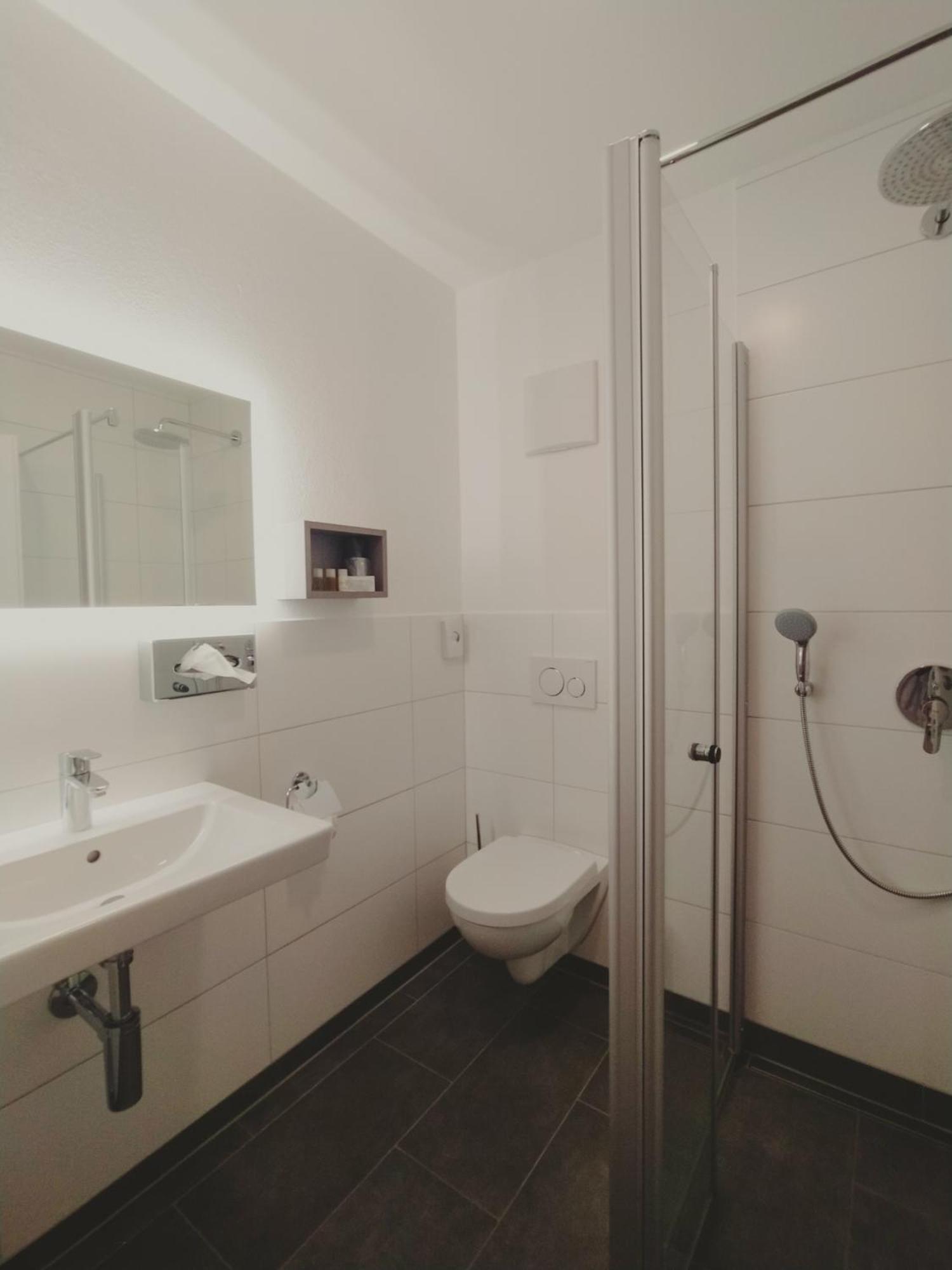 Dorfschaenke Deggendorf Hotel & Apartmenthaus & Biergarten, E-Bike-Verleih Kostenlos Δωμάτιο φωτογραφία