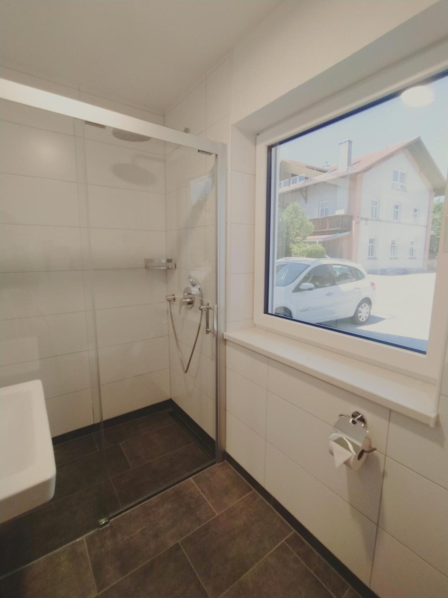 Dorfschaenke Deggendorf Hotel & Apartmenthaus & Biergarten, E-Bike-Verleih Kostenlos Δωμάτιο φωτογραφία