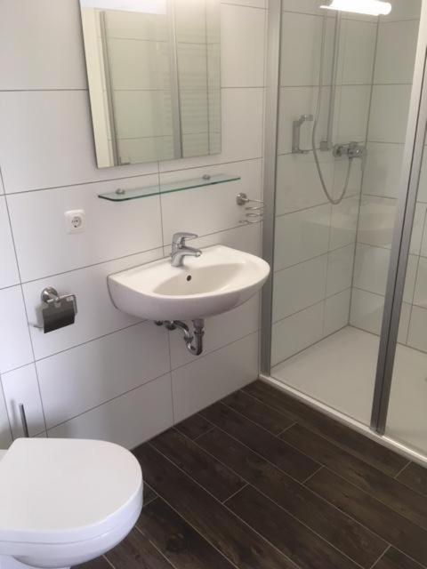 Dorfschaenke Deggendorf Hotel & Apartmenthaus & Biergarten, E-Bike-Verleih Kostenlos Δωμάτιο φωτογραφία